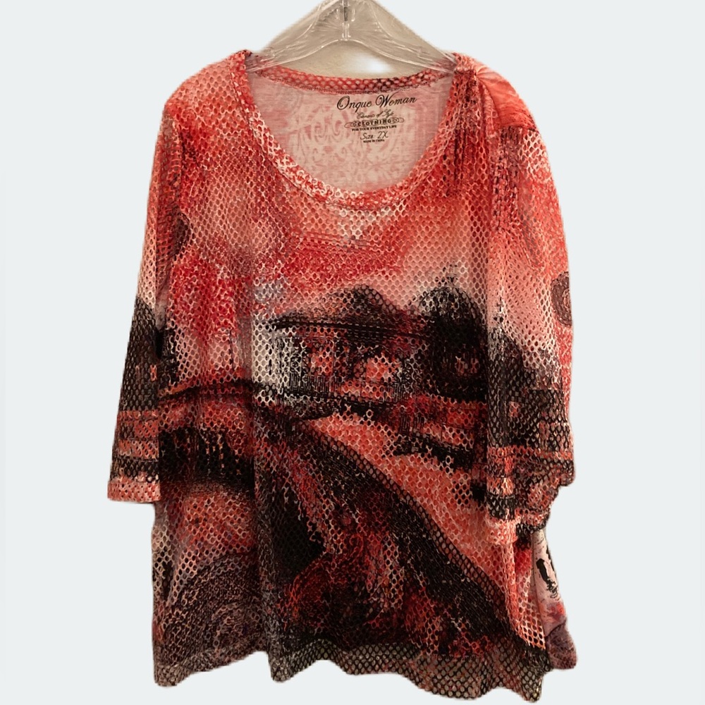 ONQUE ELEMENTS of STYLE: Women’s Top

SIZE: 1x
